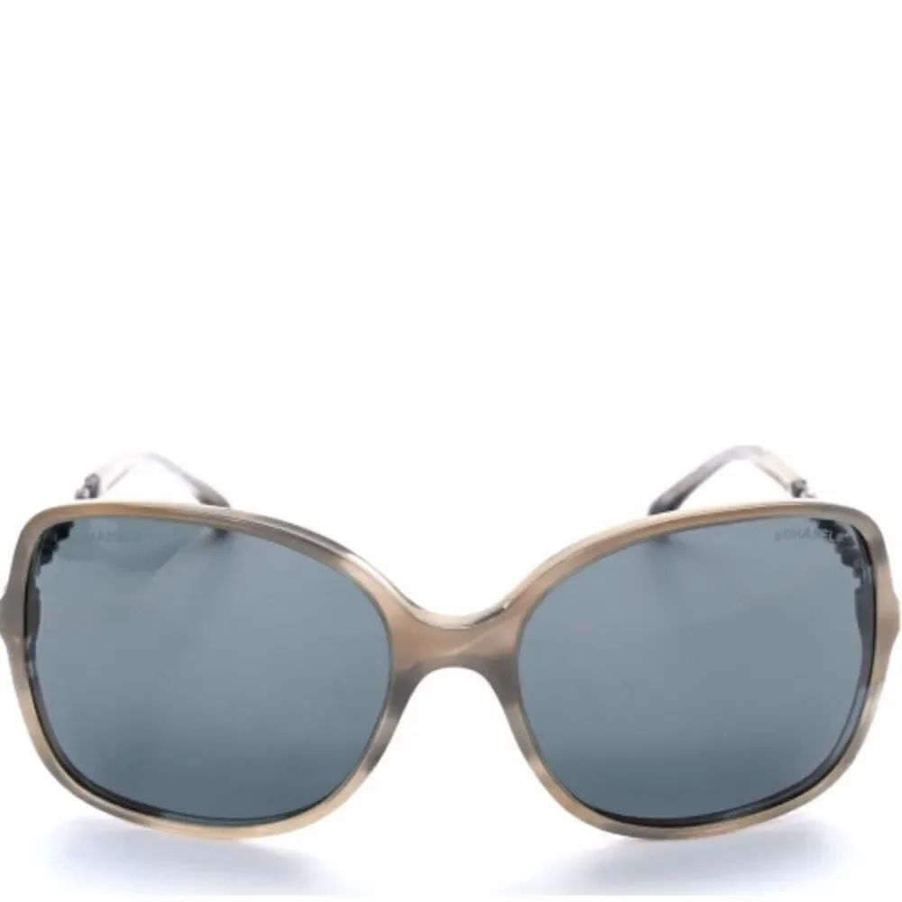 CHANEL Lambskin Square Chain Sunglasses
Nordstrom tag only no box